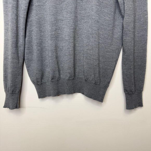 Vintage Harry Rosen L Extra Fine Italian Merino Wool Men's Gray V-Neck Sweater - Picture 11 of 12